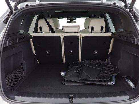 Certified 2025 BMW X1 xDrive28i w/ Technology Package image 16