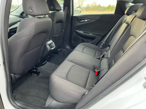 Used 2023 Chevrolet Malibu LT image 21