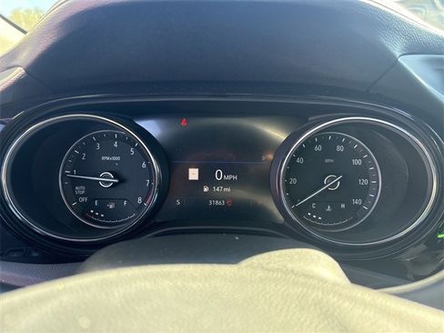 Certified 2021 Buick Encore GX Essence w/ Advanced Technology Package image 11