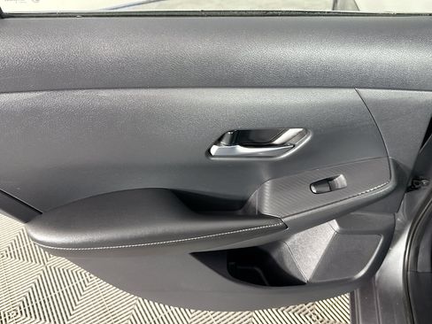 Used 2021 Nissan Sentra SV FWD image 24