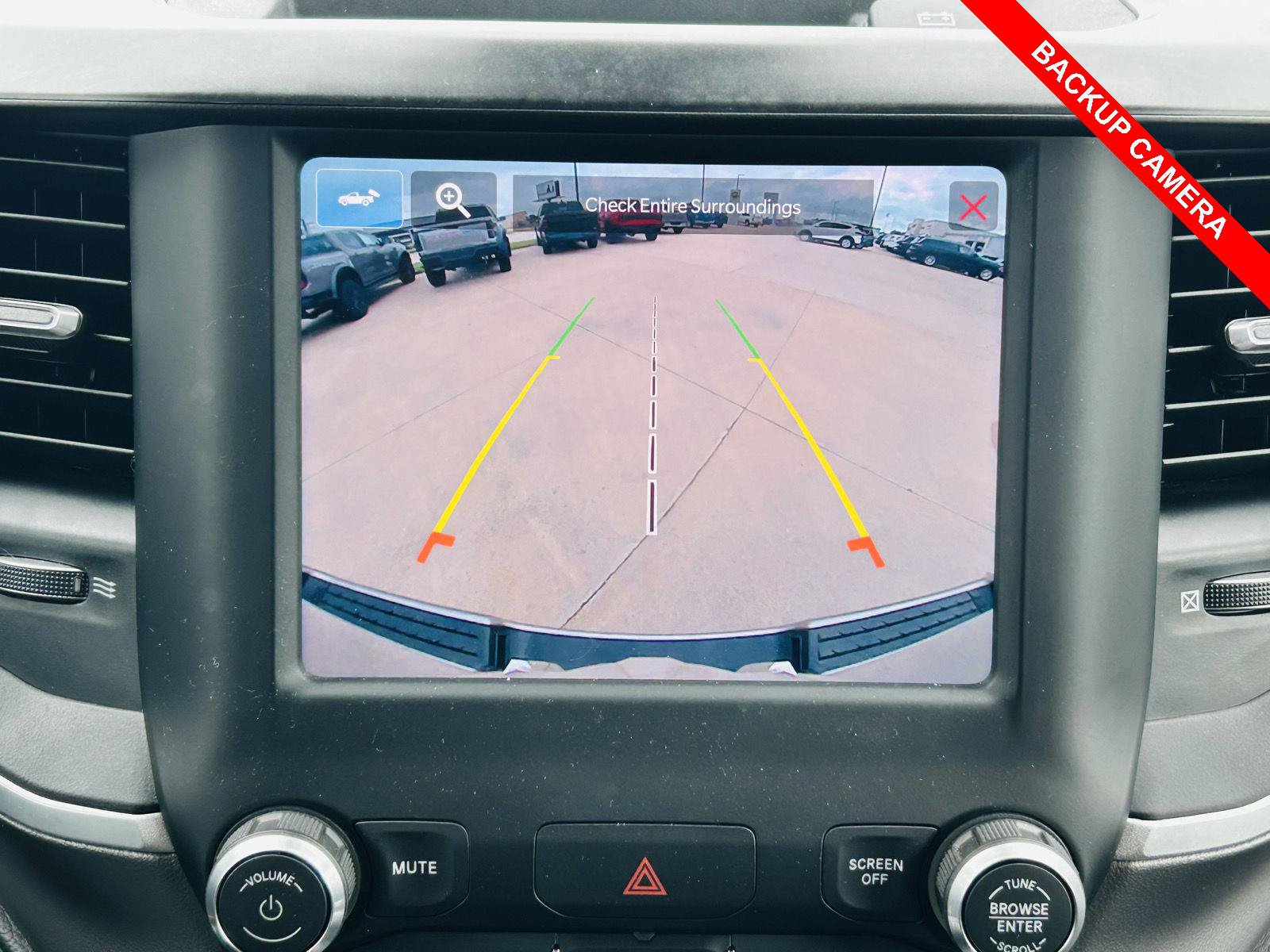 Used 2022 RAM 1500 Big Horn AWD/4WD image 7