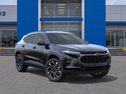 New 2026 Chevrolet Trax RS w/ Driver Confidence Package FWD image 7