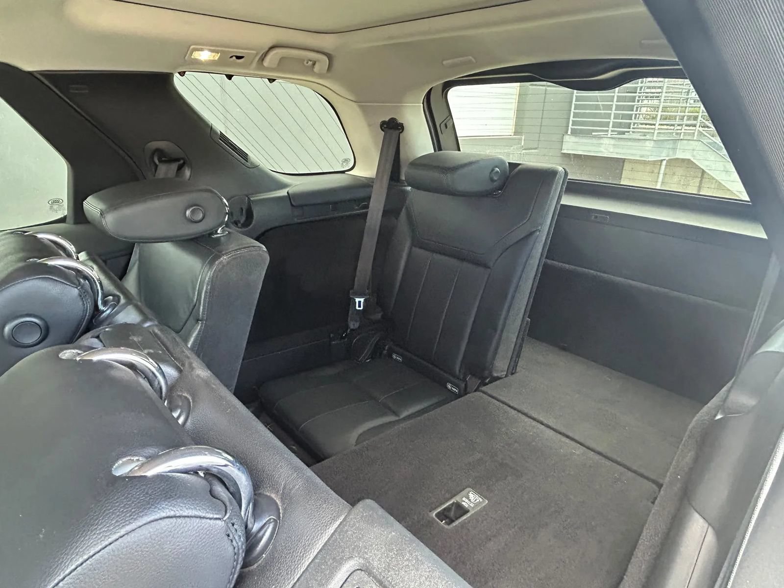 Used 2019 Land Rover Discovery HSE AWD/4WD image 13