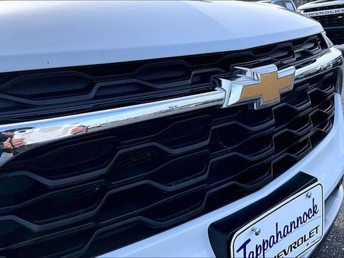 Used 2024 Chevrolet Trax LT image 29