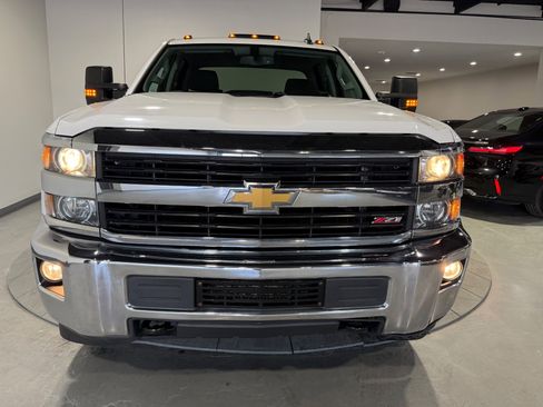Used 2016 Chevrolet Silverado 2500 LT w/ LT Convenience Package image 7