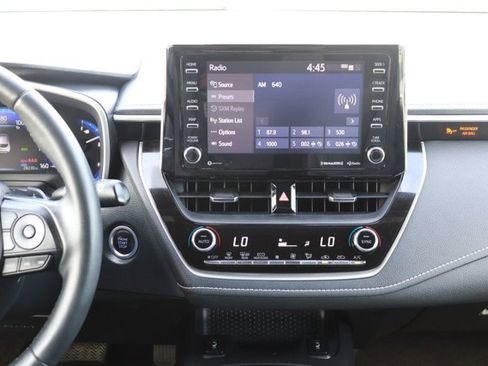 Used 2022 Toyota Corolla XSE image 16