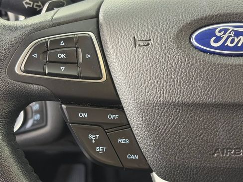 Used 2017 Ford Escape Titanium AWD/4WD image 17