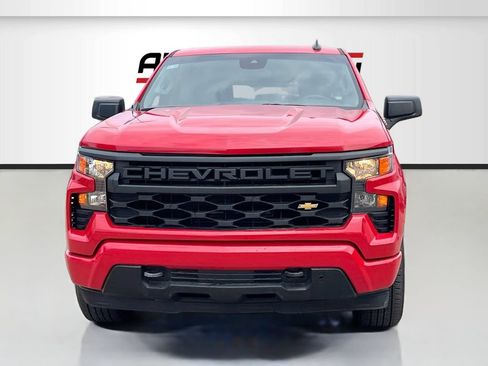 Used 2025 Chevrolet Silverado 1500 Custom RWD image 2