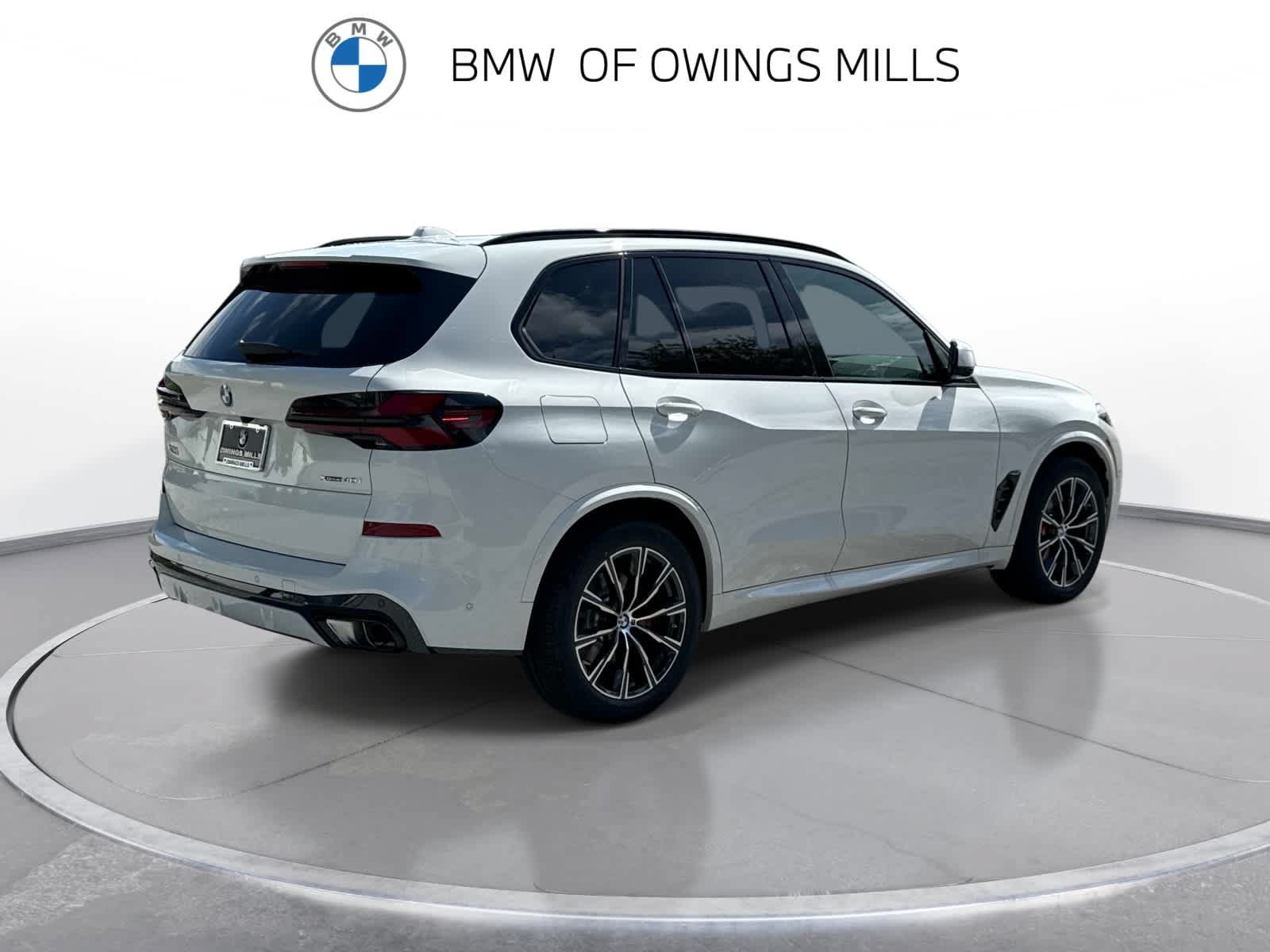 Used 2026 BMW X5 xDrive40i w/ M Sport Package AWD/4WD image 9