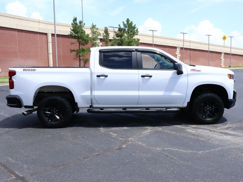 Used 2021 Chevrolet Silverado 1500 Custom Trail Boss w/ LPO, Dark Essentials Package AWD/4WD image 29