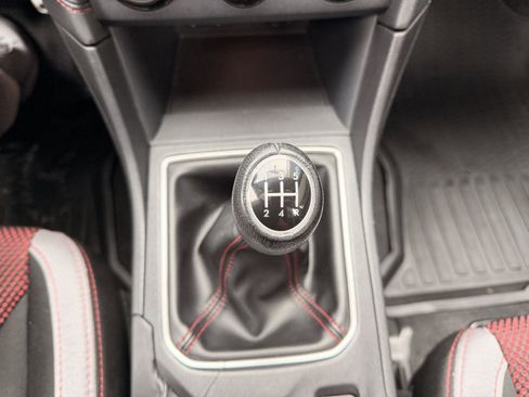 Used 2020 Subaru Impreza 2.0i Sport image 23