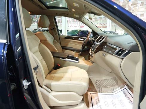 Used 2013 Mercedes-Benz ML 350 4MATIC image 34