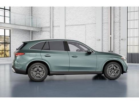 New 2025 Mercedes-Benz GLC 300 image 17