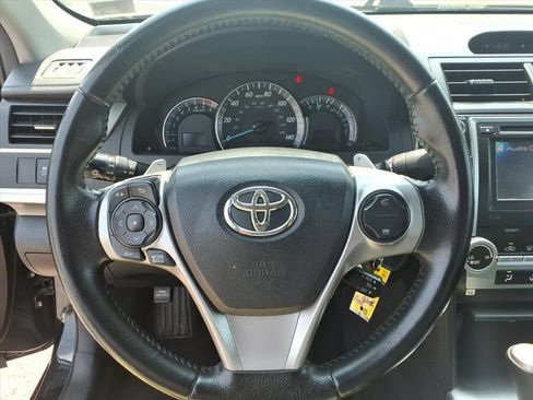 Used 2013 Toyota Camry SE FWD image 20