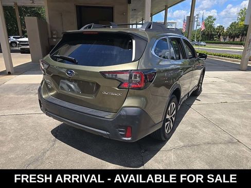 Used 2022 Subaru Outback Premium w/ Popular Package #1 AWD/4WD image 4