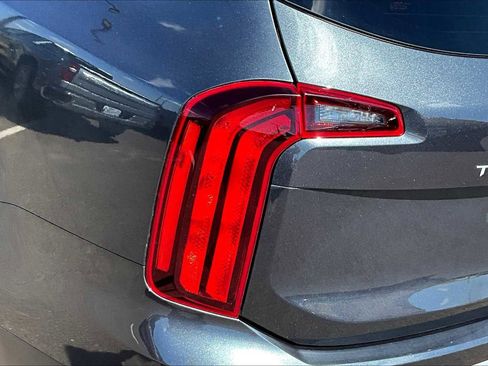 Used 2023 Kia Telluride LX image 53
