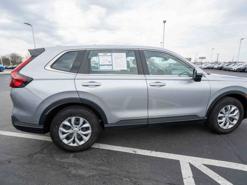 Used 2024 Honda CR-V LX image 6