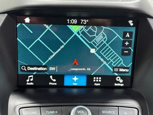 Used 2018 Ford Escape SE w/ SE Sport Appearance Package FWD image 3