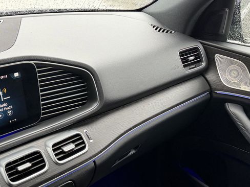 Used 2023 Mercedes-Benz GLE 350 4MATIC w/ AMG Line Exterior image 25