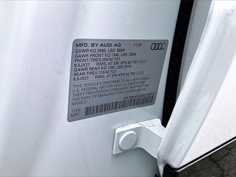 New 2025 Audi SQ5 Premium Plus image 7