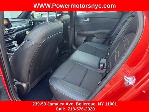 Used 2023 Kia Forte GT-Line w/ GT-Line Premium Package FWD image 16