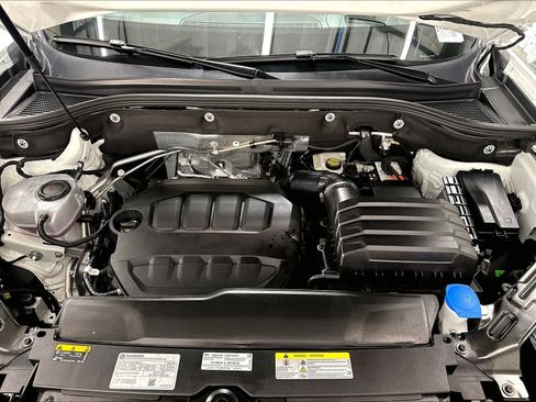 Used 2026 Volkswagen Atlas Cross Sport SEL w/ Adventure Package AWD/4WD image 33