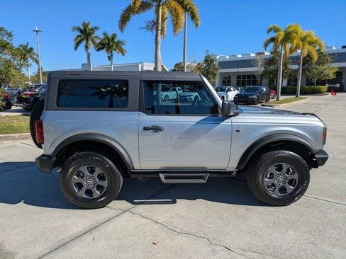 Used 2024 Ford Bronco Big Bend image 3