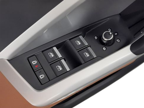 Used 2024 Audi Q3 2.0T Premium Plus w/ Premium Plus Package image 15