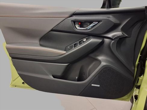 New 2026 Subaru Crosstrek 2.5i Limited image 9