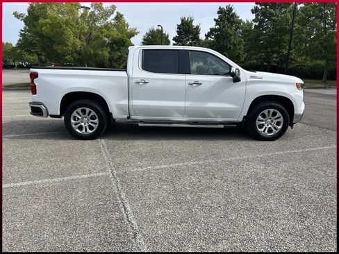 Used 2024 Chevrolet Silverado 1500 LTZ w/ LTZ Premium Package AWD/4WD image 8