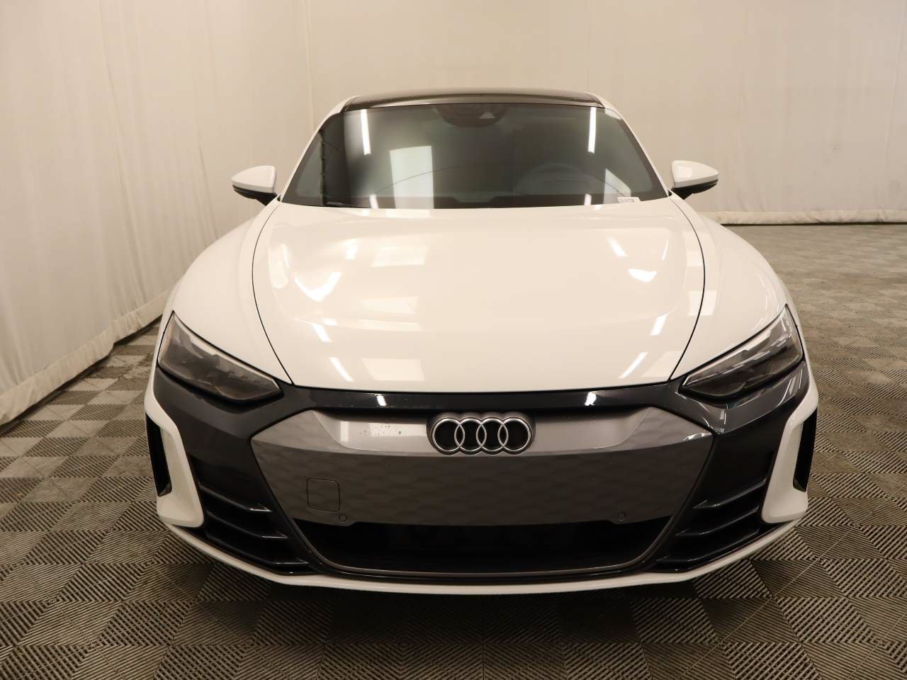 Used 2022 Audi e-tron GT Premium Plus AWD/4WD image 4