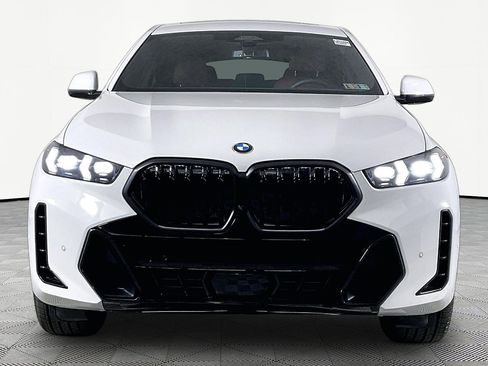 Certified 2026 BMW X6 xDrive40i w/ Climate Comfort Package AWD/4WD image 2
