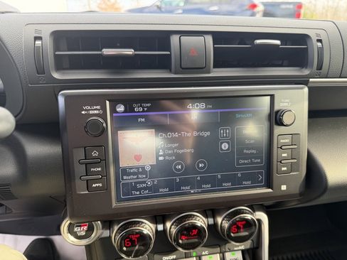 Certified 2025 Toyota GR86 w/ ALL Weather Mat Package (TMS) image 21