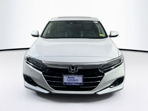 Used 2021 Honda Accord Touring image 2