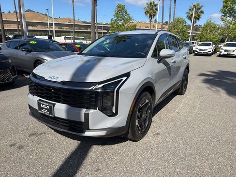 Certified 2026 Kia Sportage S image 1