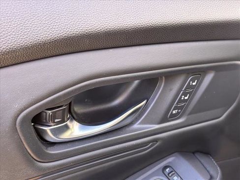 Used 2023 Honda Accord Sport image 17