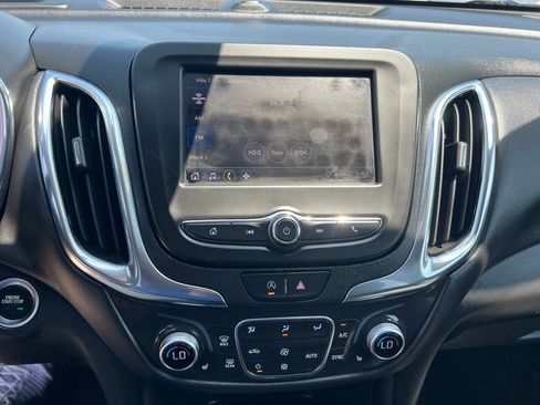Used 2023 Chevrolet Equinox LT w/ Driver Convenience Package AWD/4WD image 34