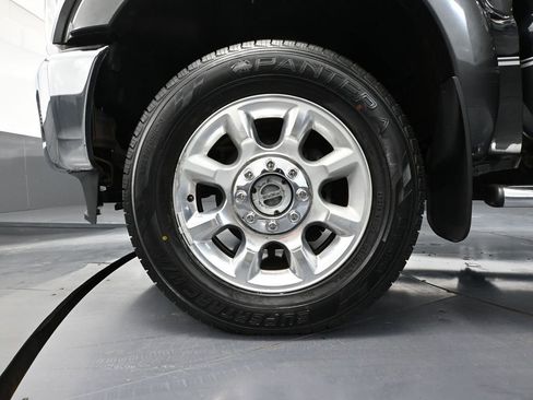 Used 2016 Ford F350 Lariat w/ Lariat Ultimate Package AWD/4WD image 17