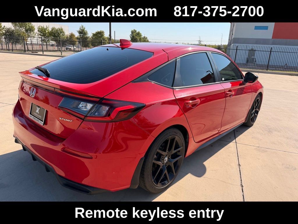 Used 2023 Honda Civic Sport image 4