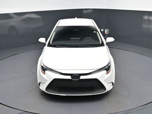 Used 2022 Toyota Corolla LE FWD image 38