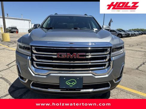 Certified 2023 GMC Acadia SLT w/ Preferred Package AWD/4WD image 2