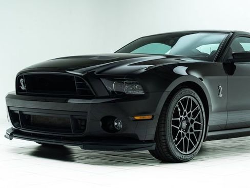 Used 2013 Ford Mustang Shelby GT500 image 10