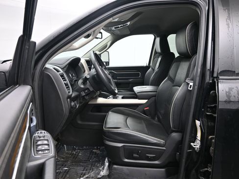 Used 2024 RAM 2500 Laramie image 26