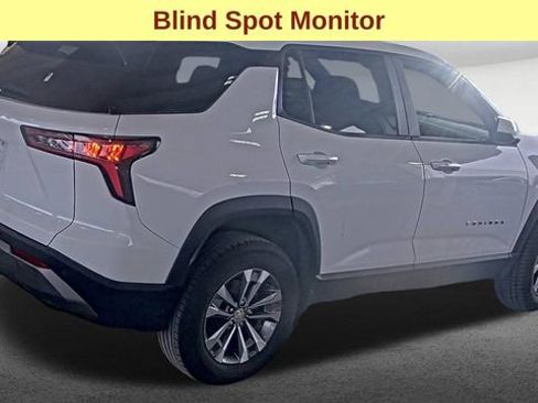 Used 2025 Chevrolet Equinox LT AWD/4WD image 5