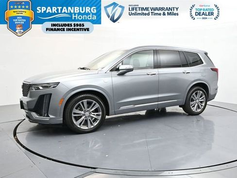 Used 2023 Cadillac XT6 Premium Luxury image 1