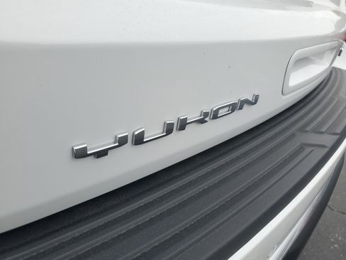 New 2026 GMC Yukon Denali w/ Sun & Power Step Package image 6