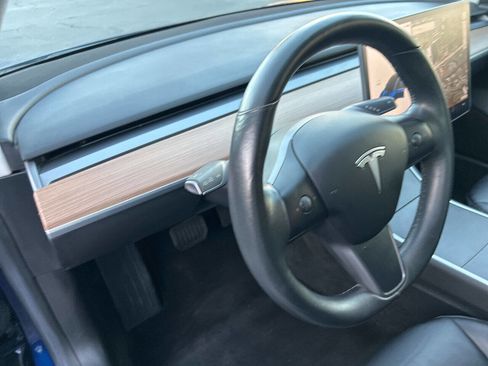 Used 2018 Tesla Model 3 Long Range RWD image 14