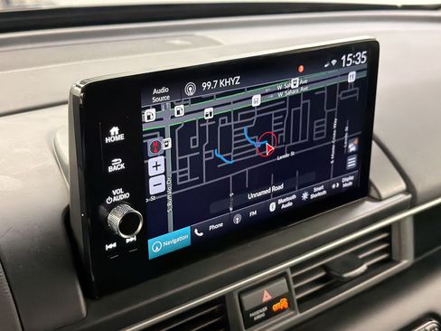 Certified 2025 Honda Pilot Touring image 19
