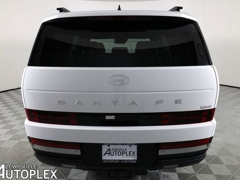 Used 2025 Hyundai Santa Fe Limited image 6