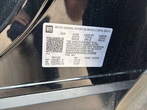 Used 2025 Chevrolet Equinox LT FWD image 29